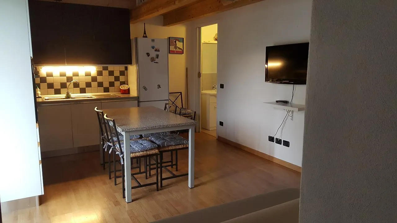 Apartment Regina Uno Côme