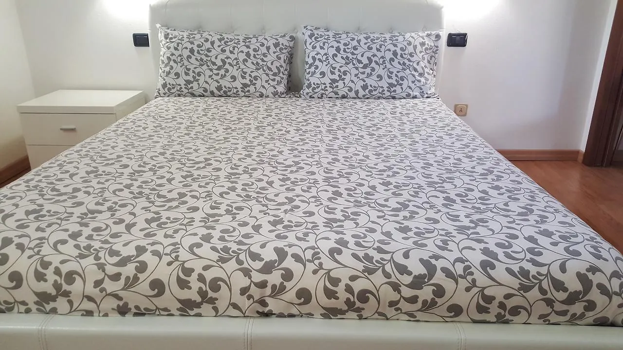 Apartment Regina Uno Комо Италия